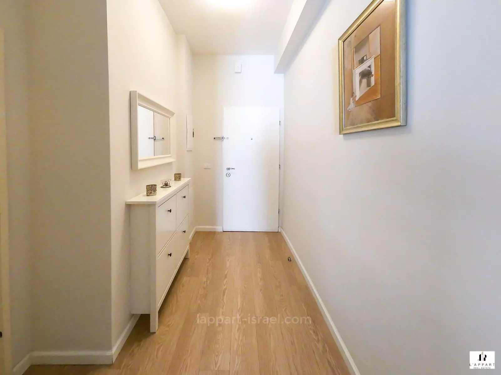 Apartment 3 Rooms Tel Aviv quarter of the sea 175-IBL-3405