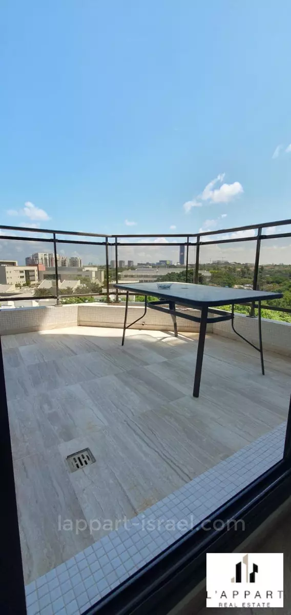 Apartment 5 Rooms Tel Aviv Ramat Aviv 175-IBL-3407