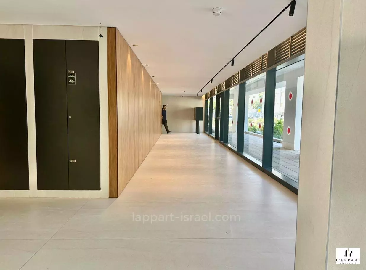 Apartment 4 Rooms Tel Aviv City center 175-IBL-3413