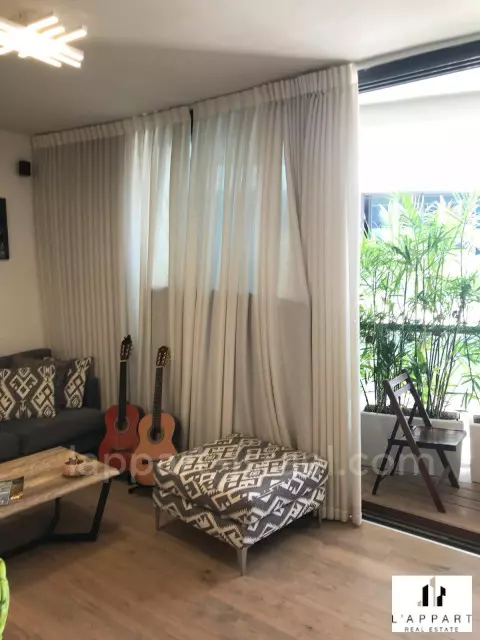 Sale Apartment Tel Aviv