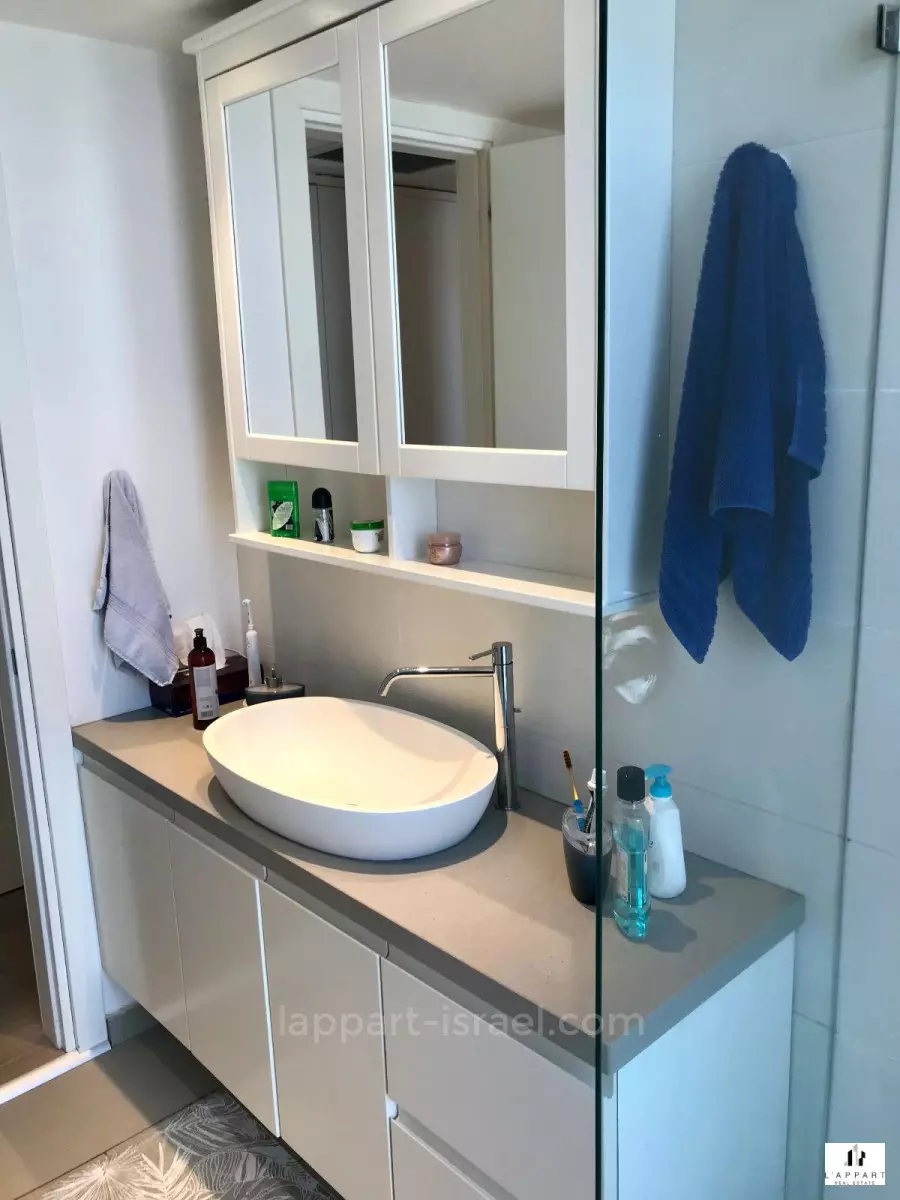 Apartment 2 rooms Tel Aviv Florentine 175-IBL-3421