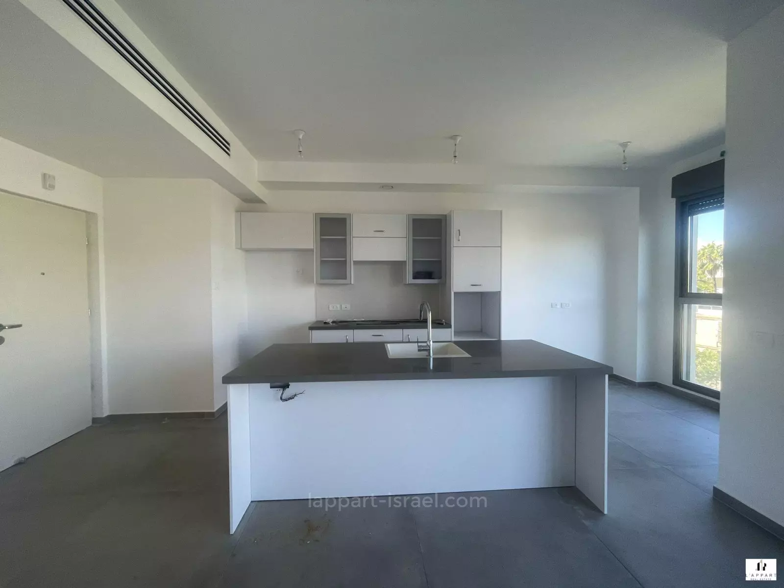 Apartment 4 rooms Tel Aviv Ramat Aviv 175-IBL-3422