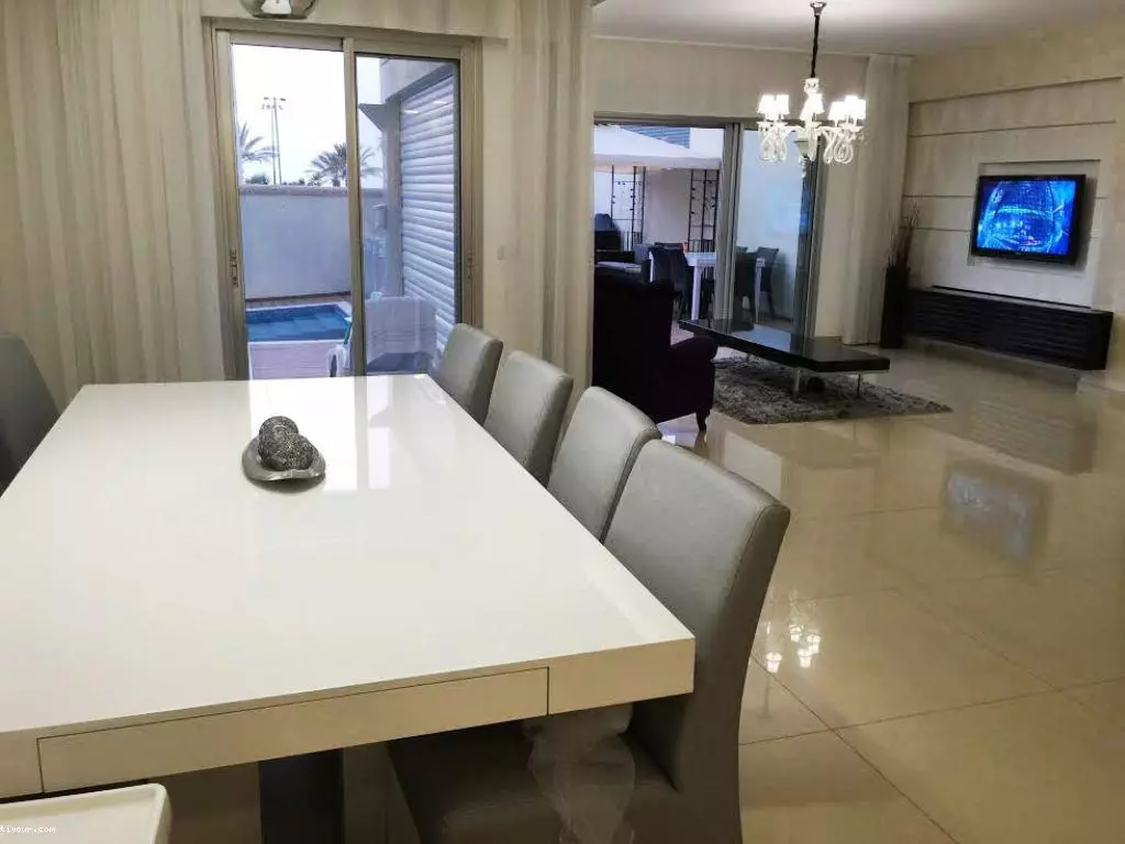 Villa 7 rooms Ashdod Marina 210-IBL-1712