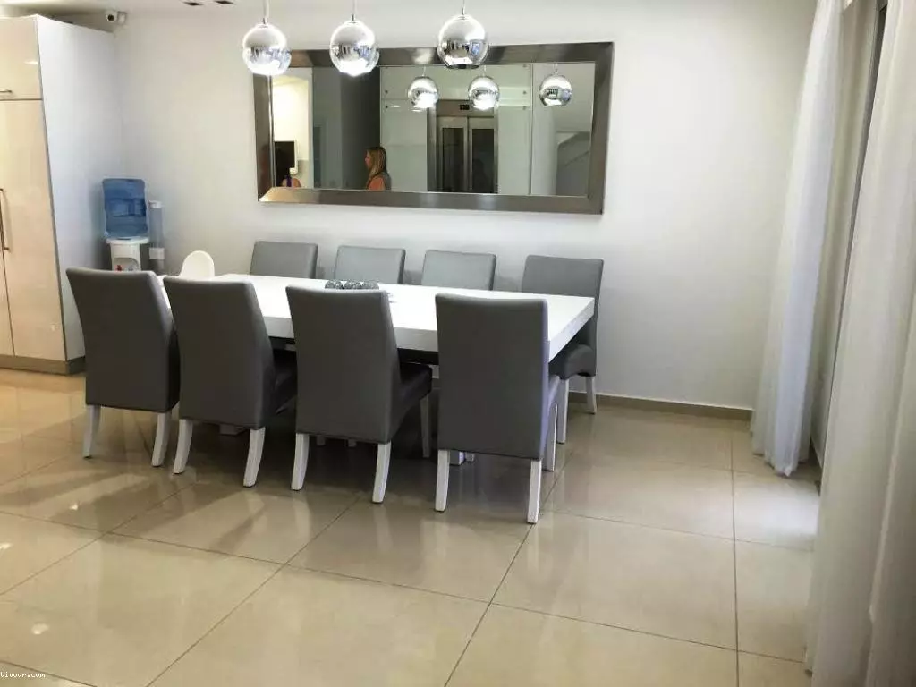 Villa 7 rooms Ashdod Marina 210-IBL-1712