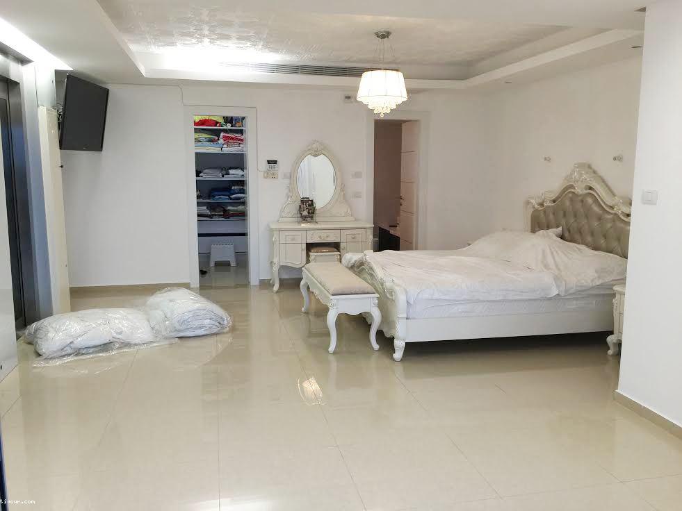 Villa 7 Rooms Ashdod Marina 210-IBL-1712