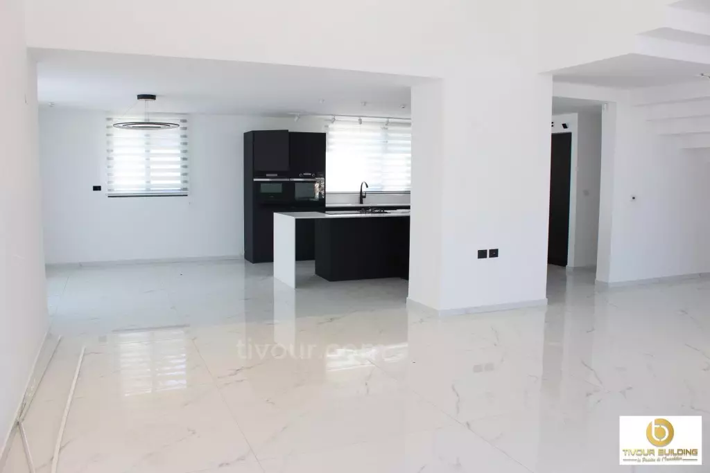 Villa 7 Rooms Ashdod Youd Alef 210-IBL-1938