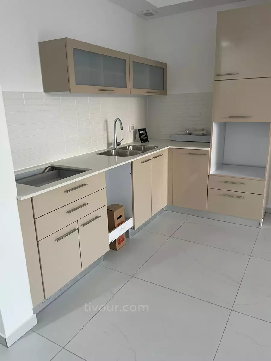 Apartment 4 rooms Ashdod Het 210-IBL-1985