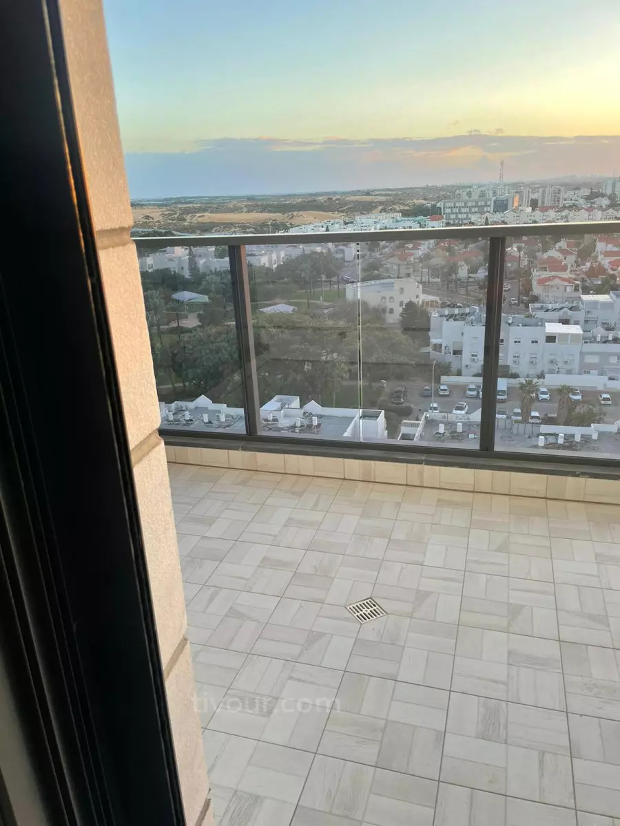 Apartment 4 rooms Ashdod Het 210-IBL-1985