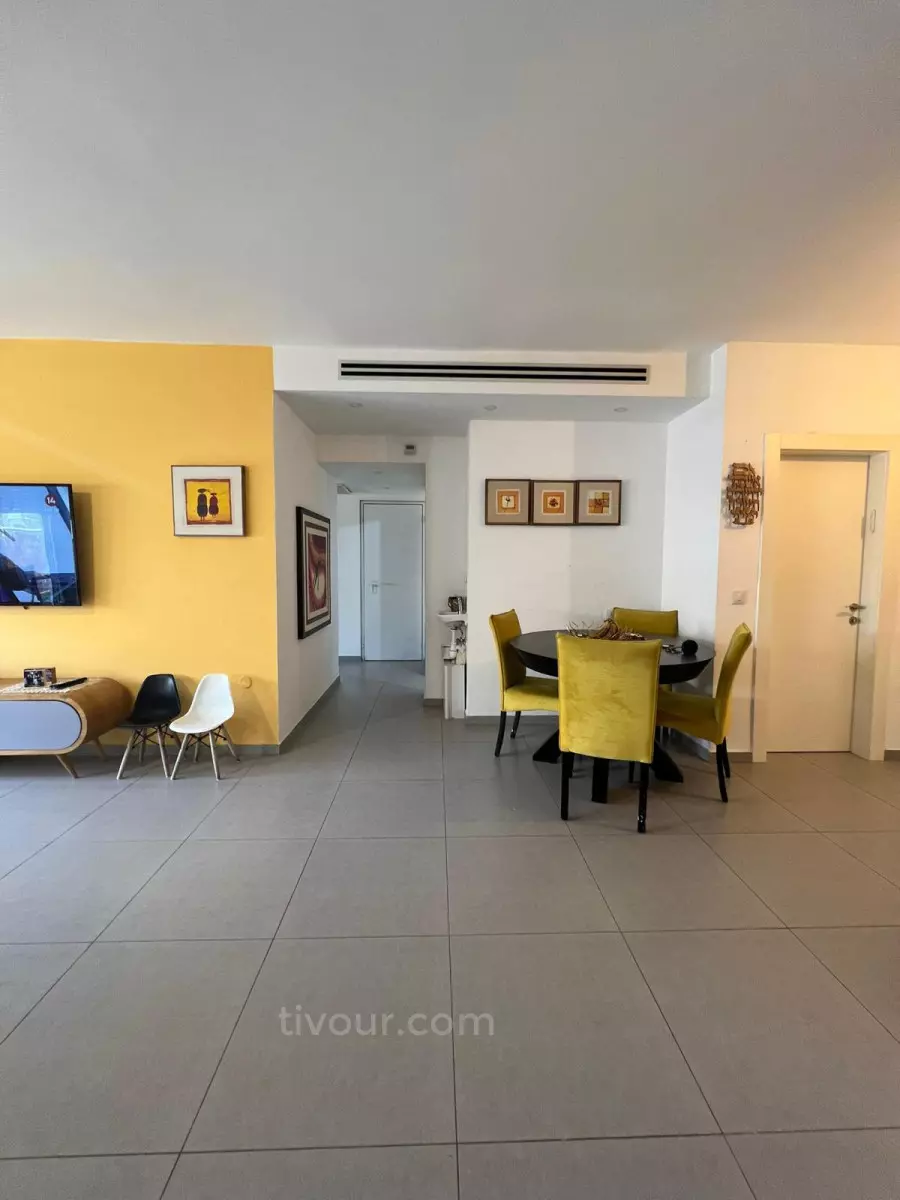 Apartment 4 rooms Netivot Kiryat Menahem 210-IBL-2000