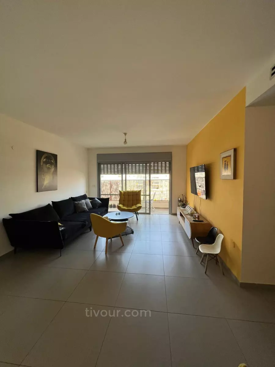 Apartment 4 rooms Netivot Kiryat Menahem 210-IBL-2000