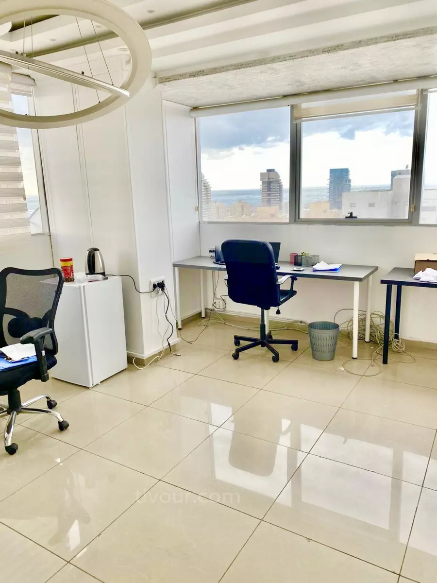 Offices 3 rooms Ashdod City 210-IBL-2013