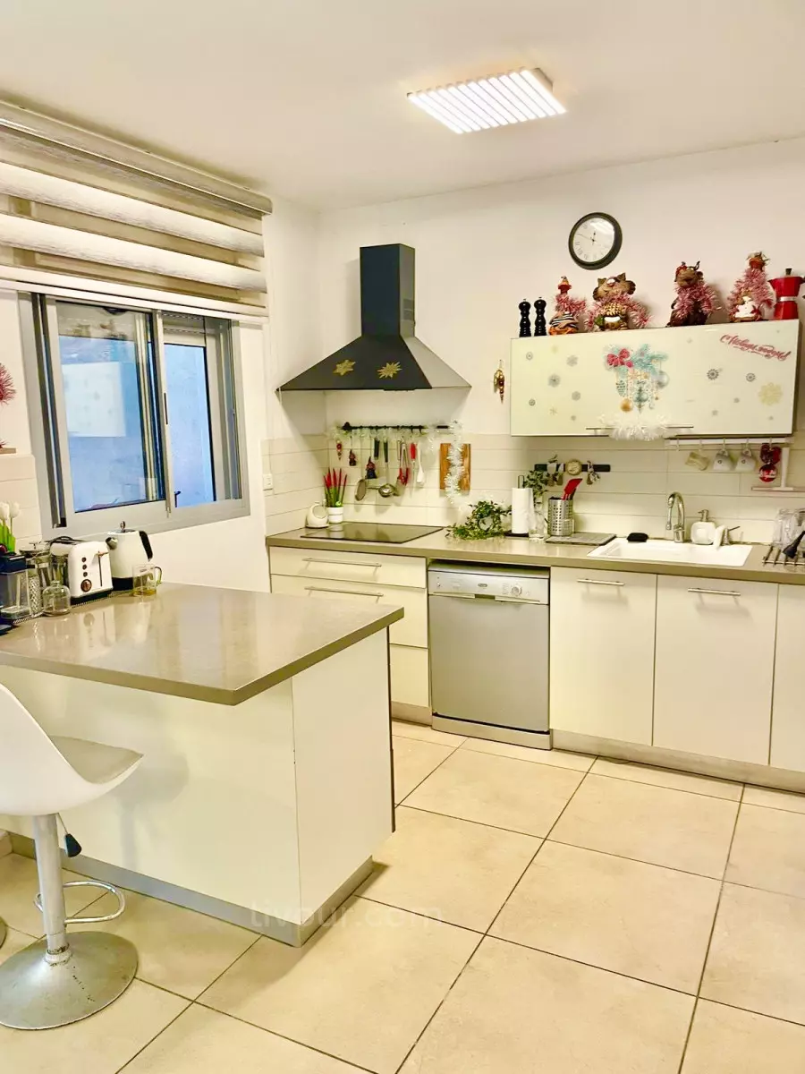 Apartment 5 rooms Ashdod Marina 210-IBL-2026