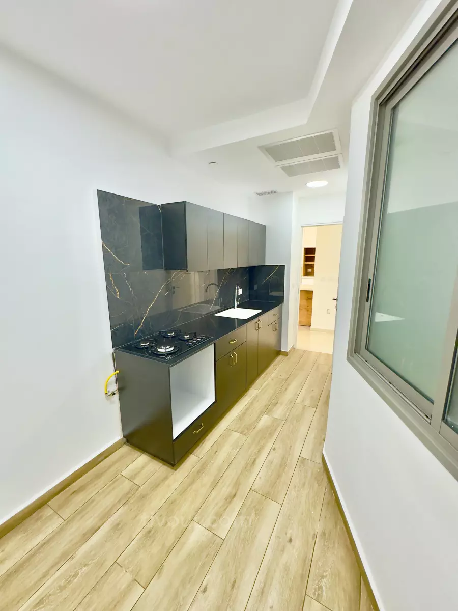 Apartment 5 rooms Ashdod Mar 210-IBL-2029