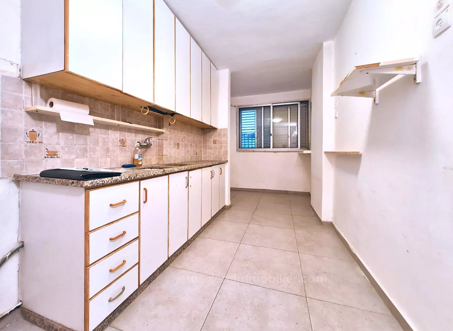 Apartment 3.5 rooms Jerusalem Saint Simon 226-IBL-1742