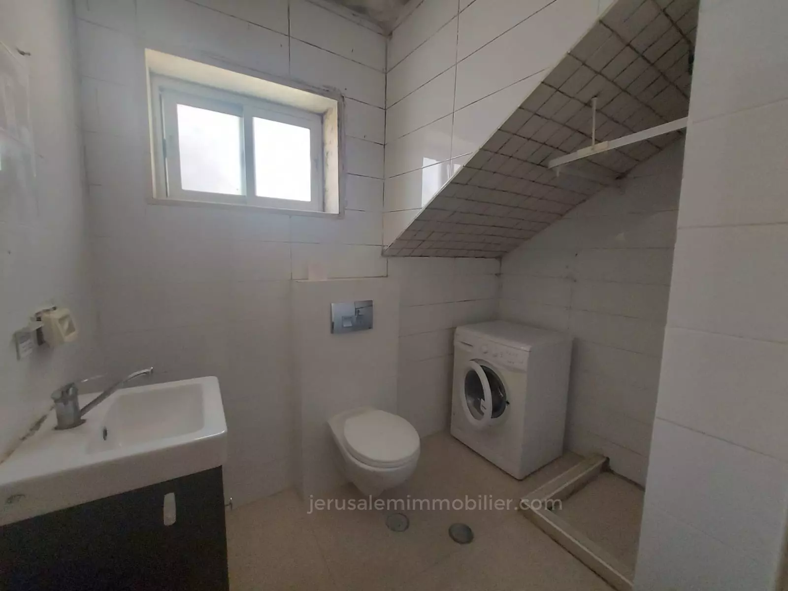 Apartment 3 rooms Jerusalem Bet Hakerem 226-IBL-1805