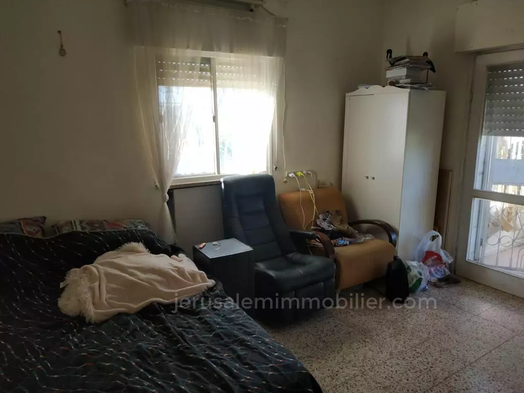 Apartment 3 rooms Jerusalem Katamonim 226-IBL-1806