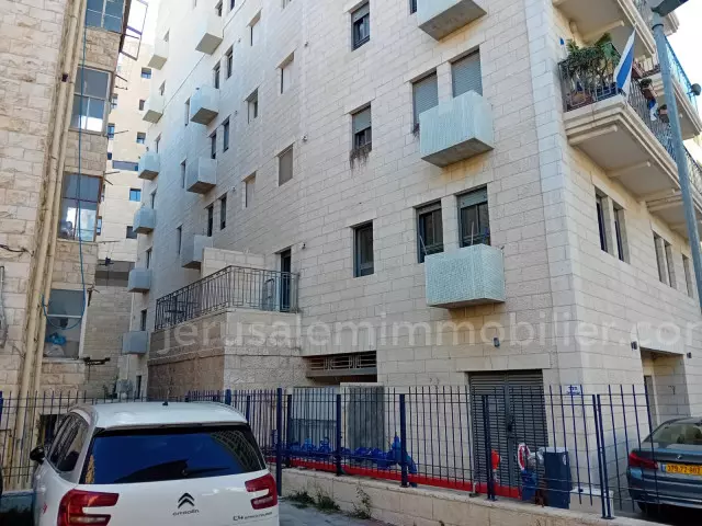 Sale Apartment Jerusalem