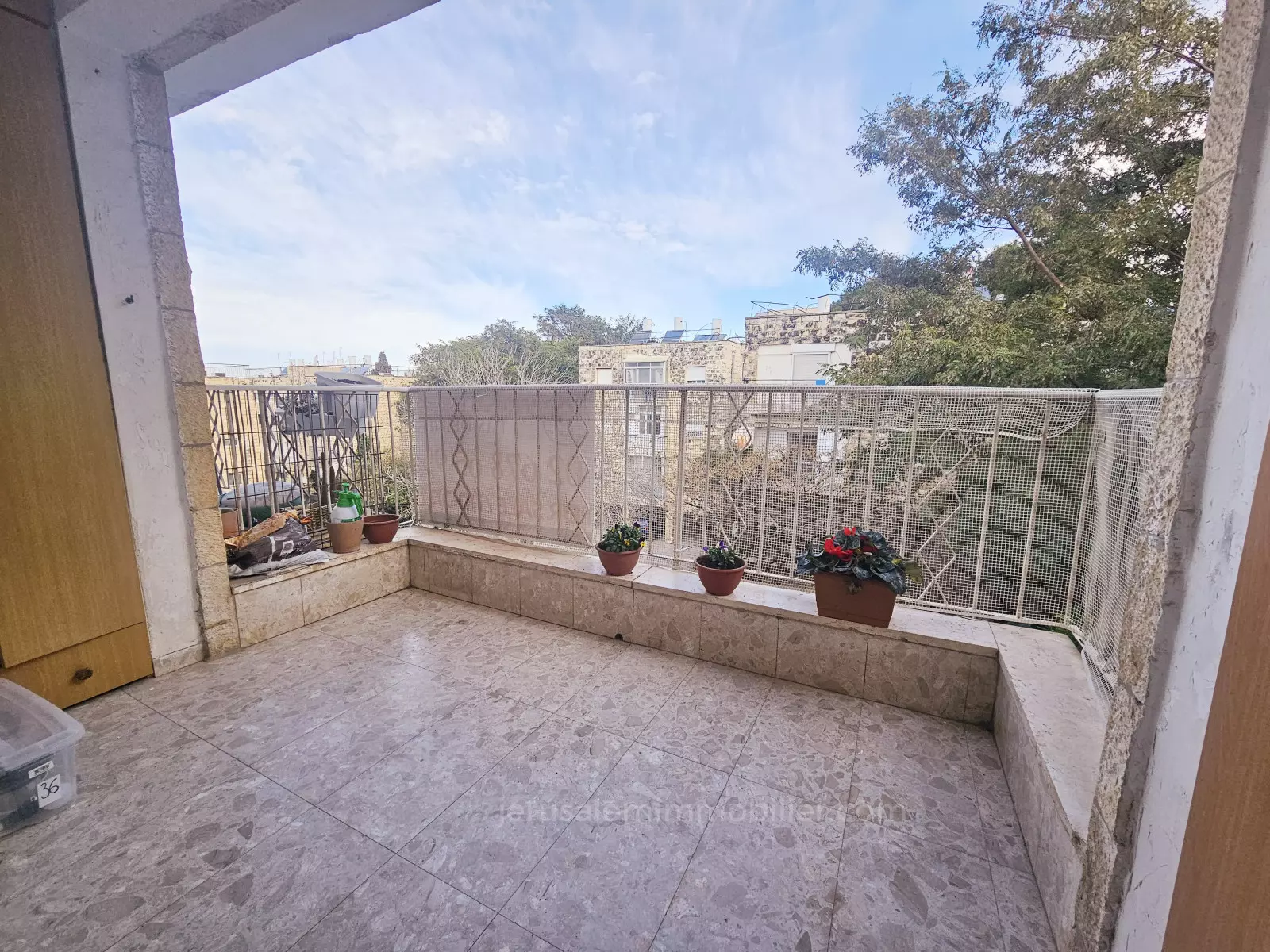 Apartment 4.5 rooms Jerusalem Arnona 226-IBL-1826