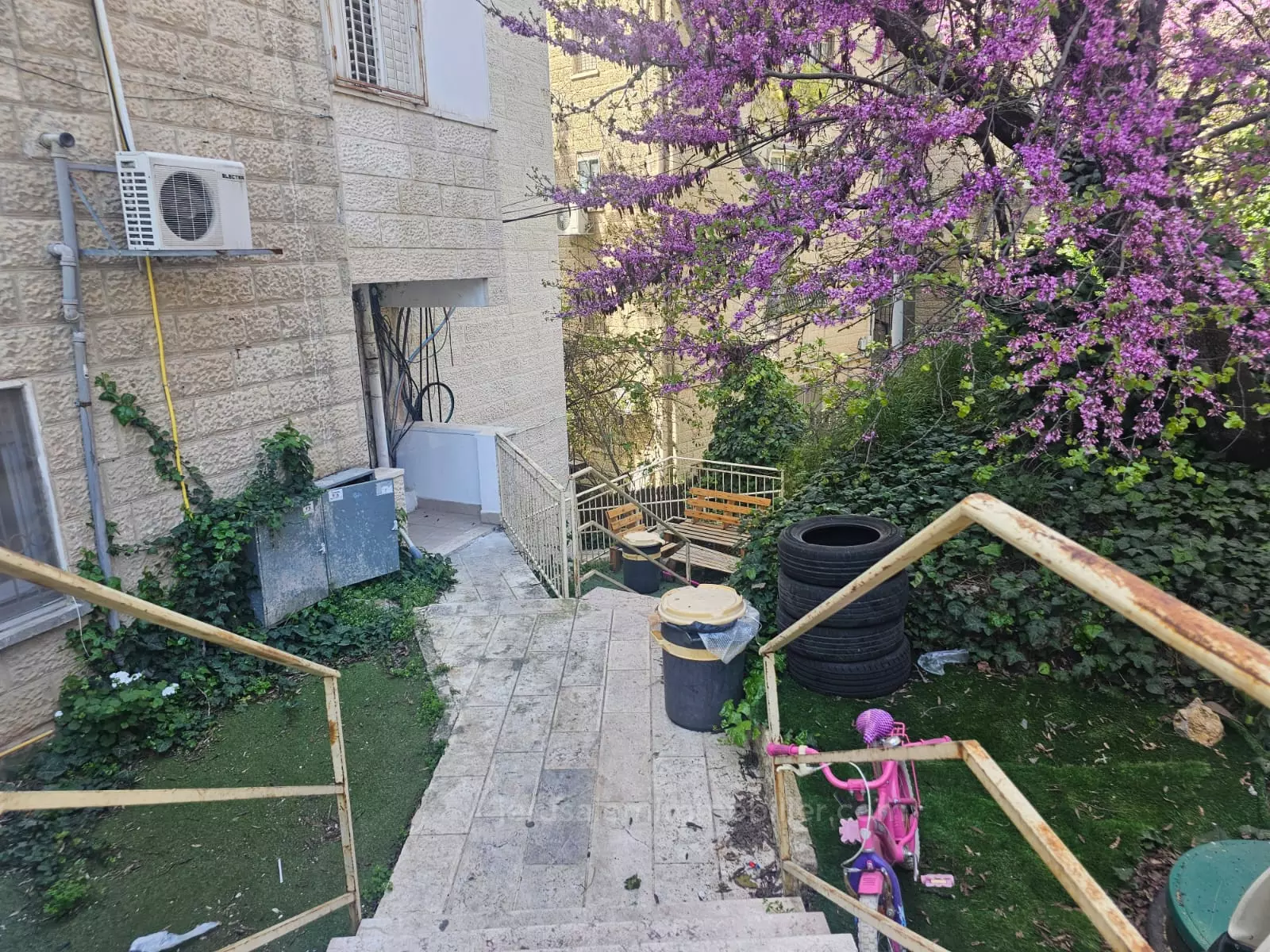 Apartment 5 rooms Jerusalem Givat Mordehai 226-IBL-1833