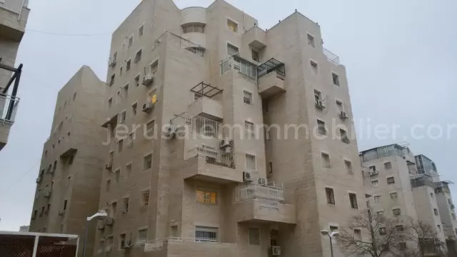 Sale Apartment Jerusalem