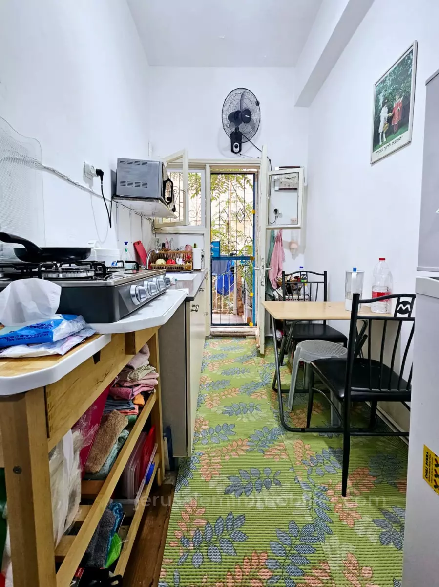 Apartment 2 rooms Jerusalem City center 226-IBL-1863