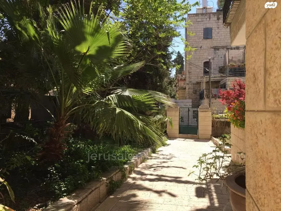 Apartment 4 rooms Jerusalem Baka 226-IBL-1870