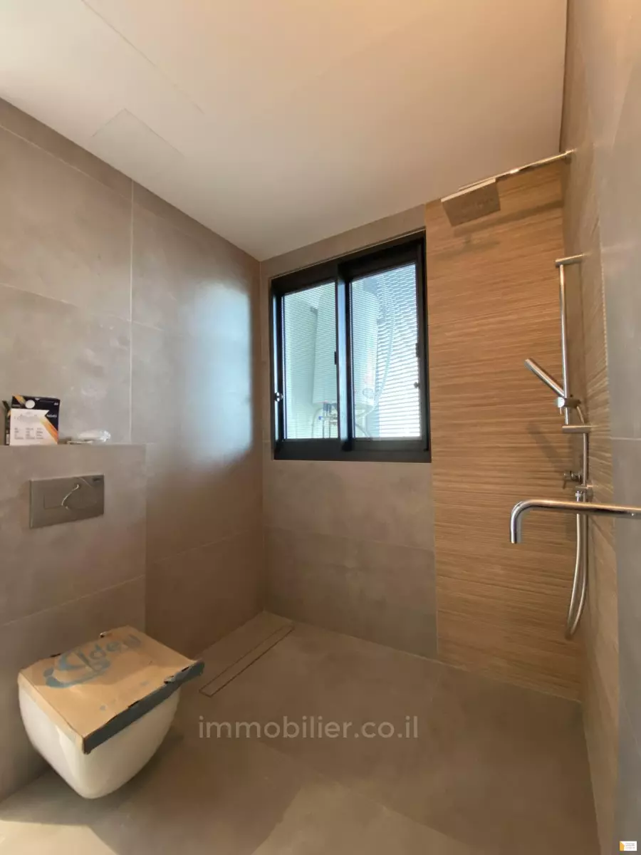 Apartment 2 rooms Tel Aviv quarter of the sea 232-IBL-3469