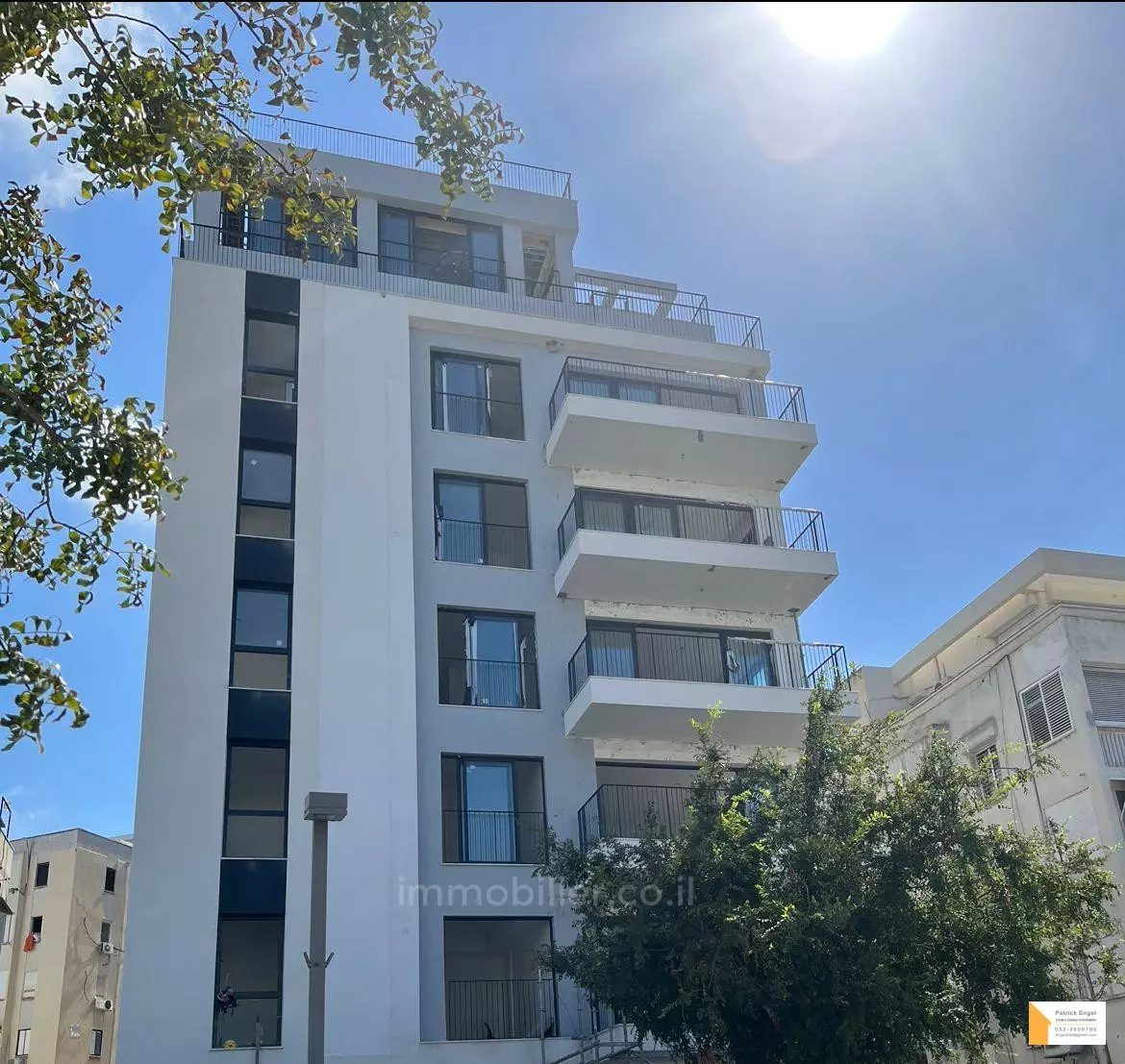 Apartment 4 rooms Tel Aviv Kikar Hamedina 232-IBL-3605