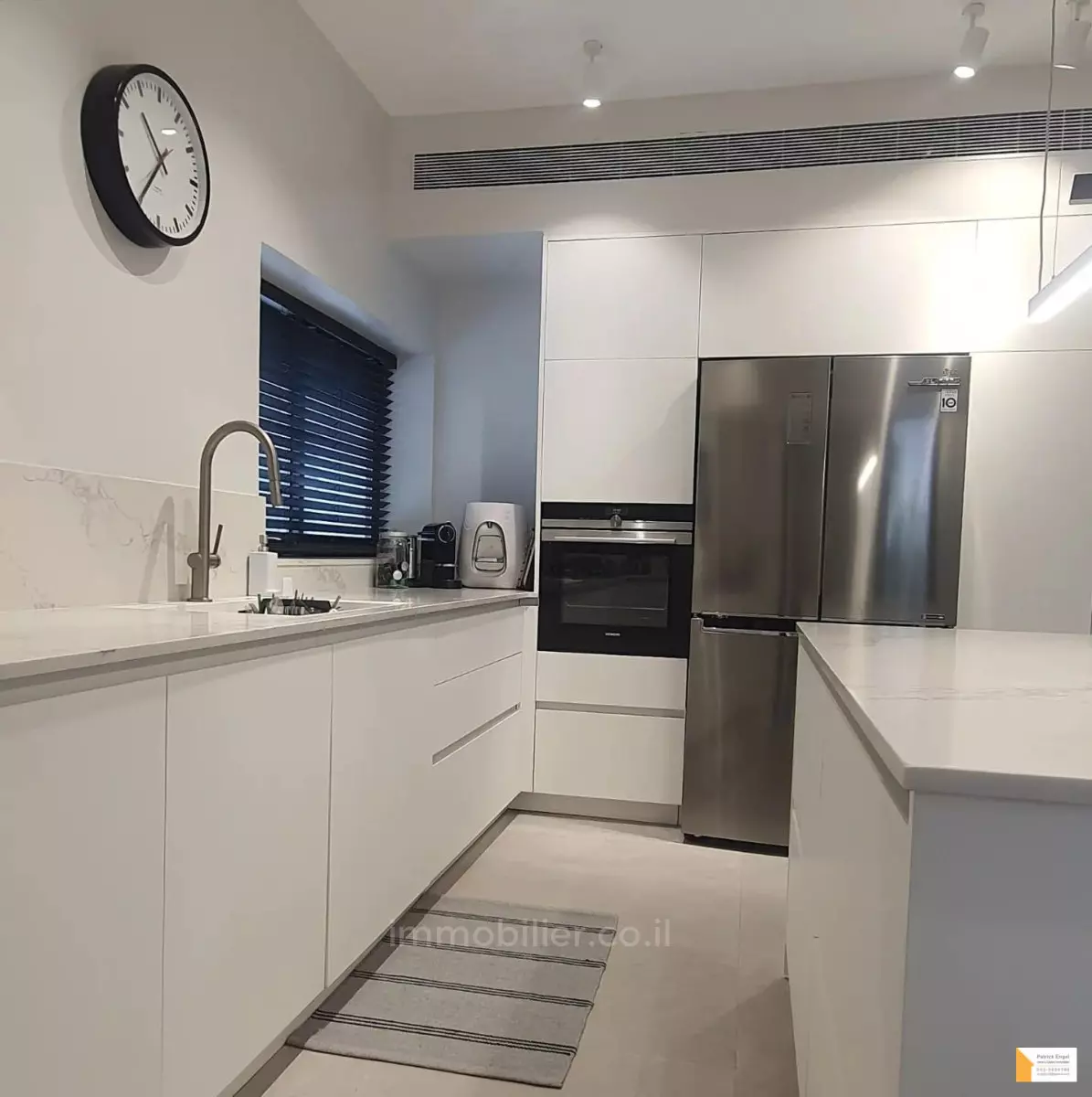 Apartment 3.5 rooms Tel Aviv Bazel 232-IBL-3673