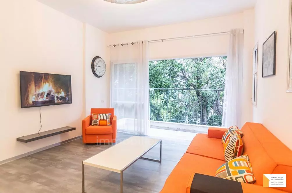 Apartment 2 rooms Tel Aviv Dizengof 232-IBL-3679