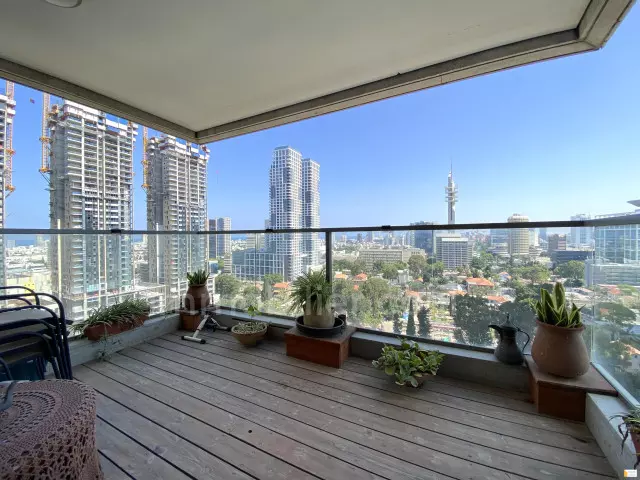 Sale Apartment Tel Aviv