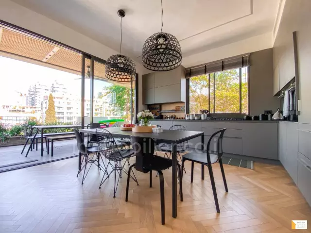 Sale Apartment Tel Aviv