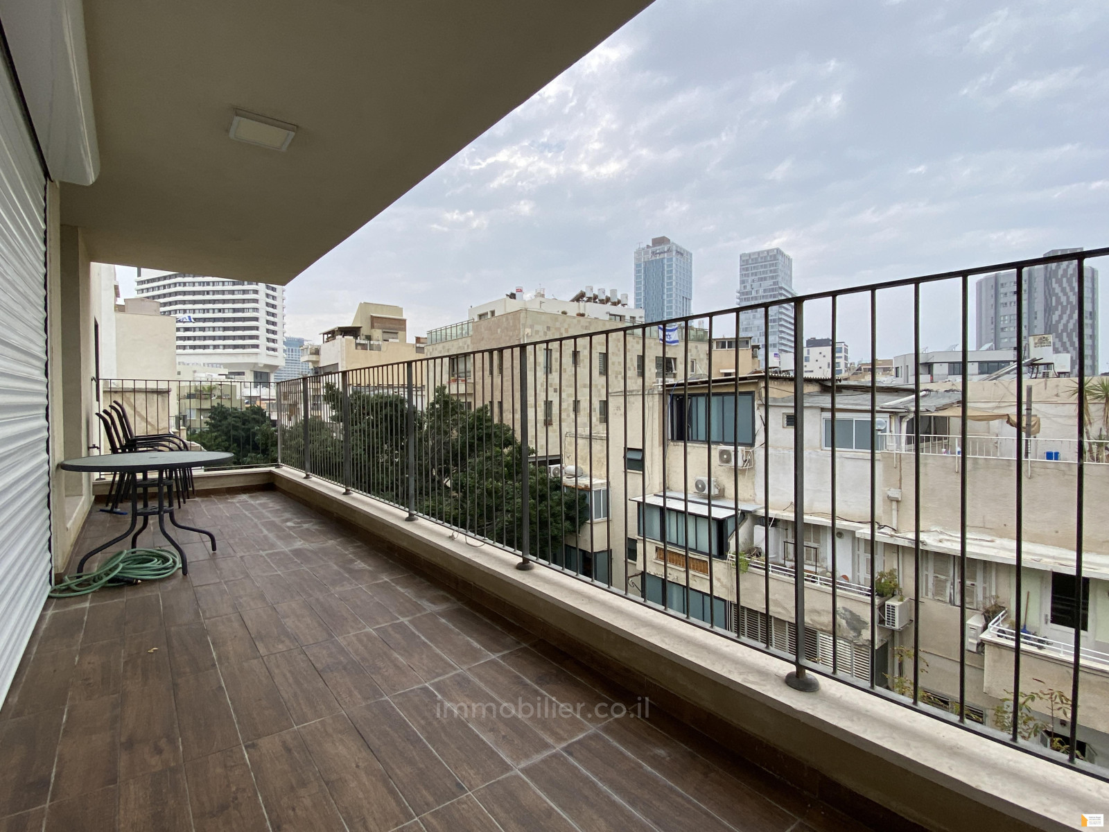 Apartment 5 Rooms Tel Aviv quarter of the sea 232-IBL-3749