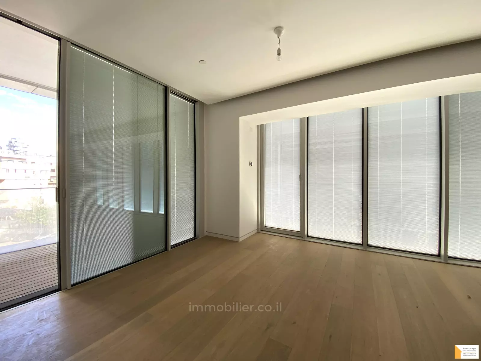 Apartment 2 rooms Tel Aviv Kikar Hamedina 232-IBL-3756