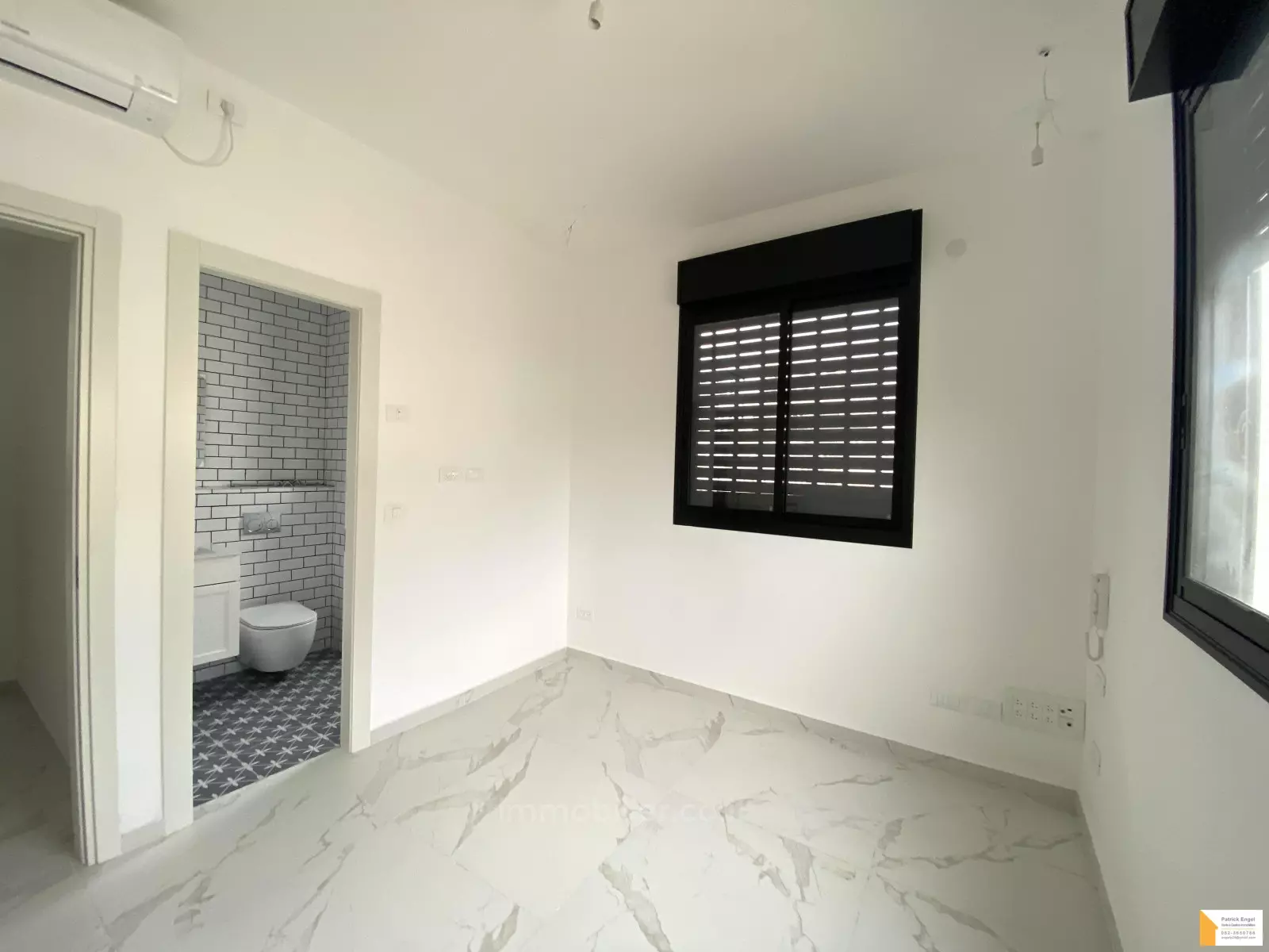 Apartment 3.5 rooms Tel Aviv City center 232-IBL-3788