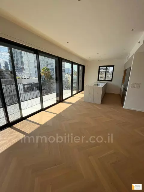 Sale Apartment Tel Aviv