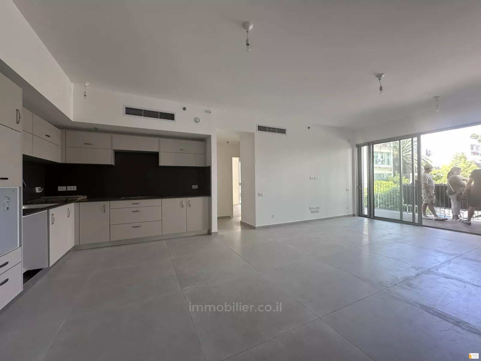 Villa 4 rooms Tel Aviv City center 232-IBL-3831