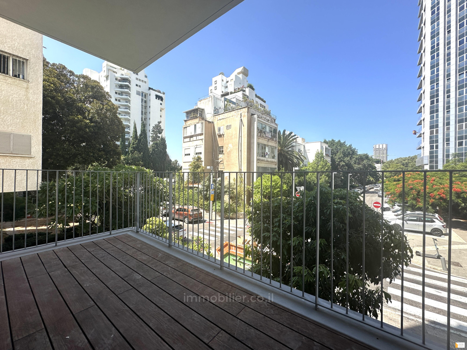 Villa 4 Rooms Tel Aviv City center 232-IBL-3831