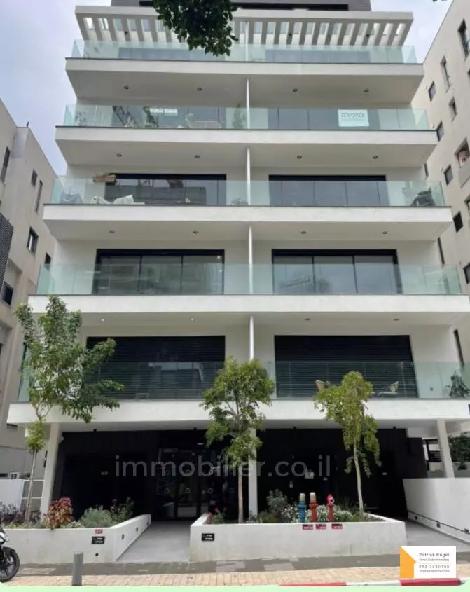 Villa 4 rooms Tel Aviv City center 232-IBL-3837