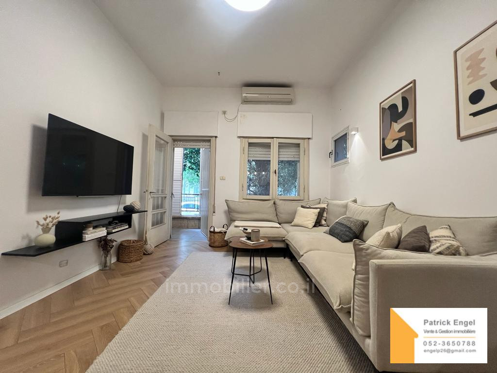 Apartment 3 Rooms Tel Aviv quarter of the sea 232-IBL-3840