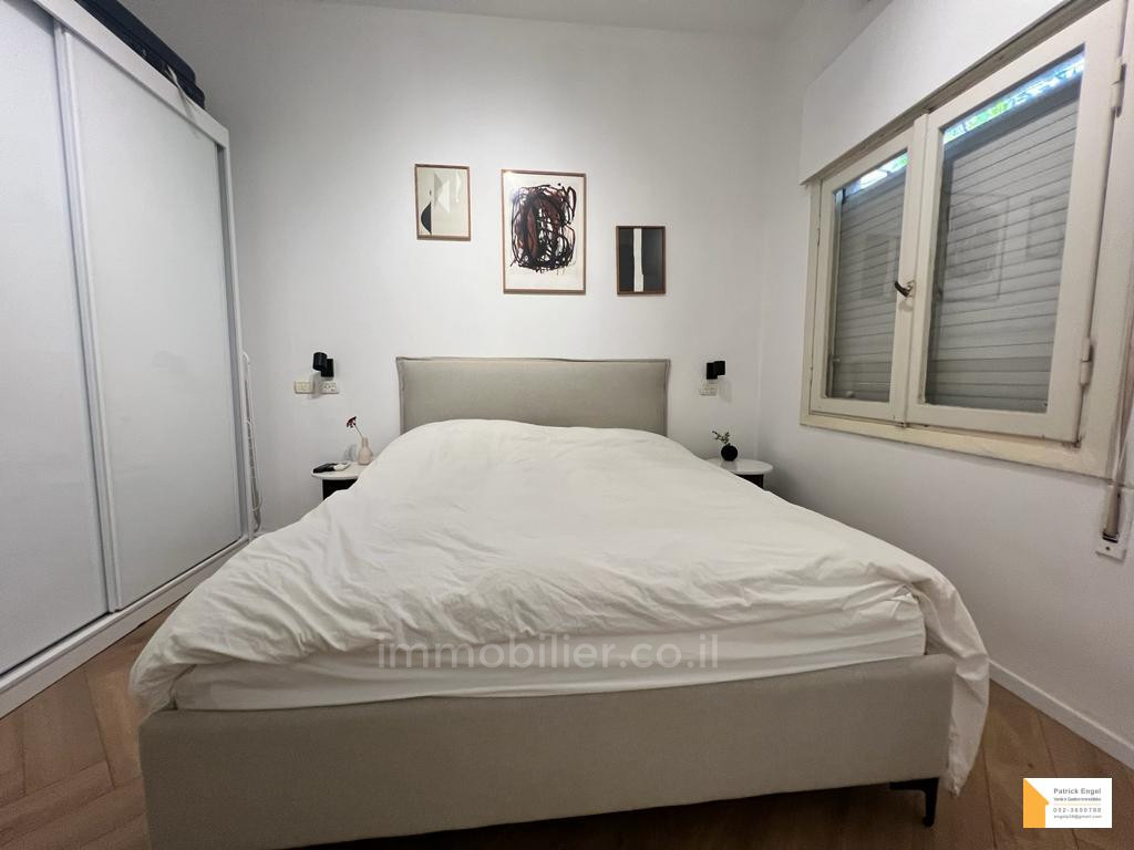 Apartment 3 Rooms Tel Aviv quarter of the sea 232-IBL-3841