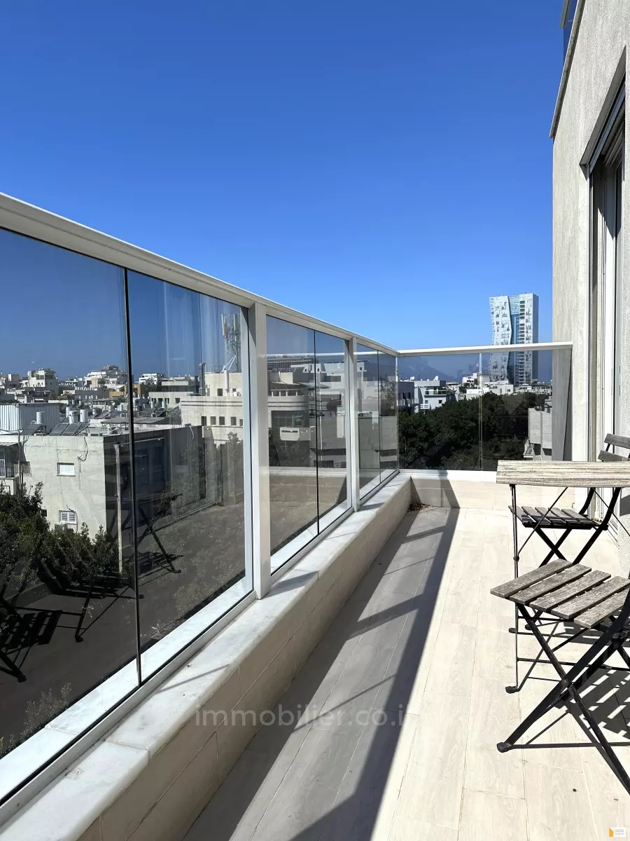 Apartment 3 rooms Tel Aviv Dizengof 232-IBL-3845