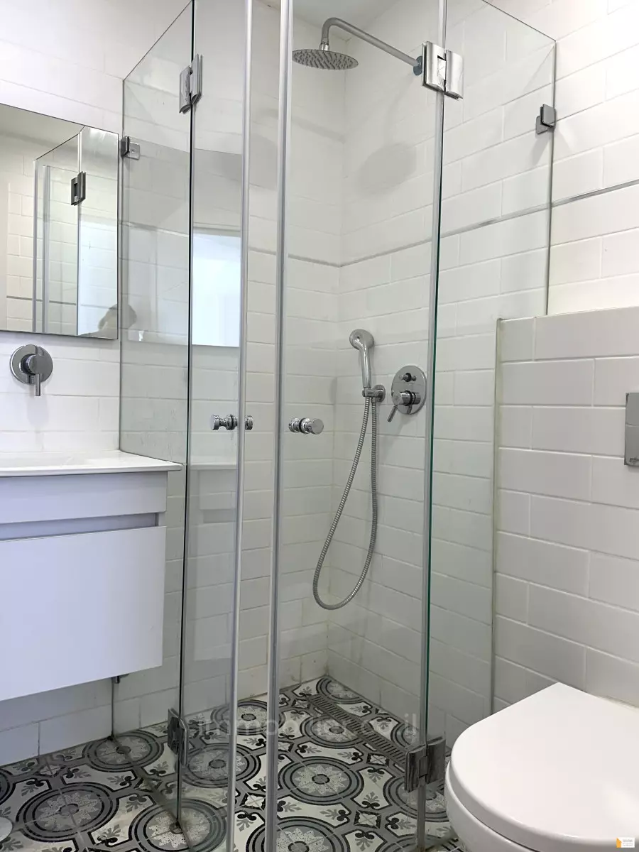 Apartment 3 rooms Tel Aviv Dizengof 232-IBL-3845