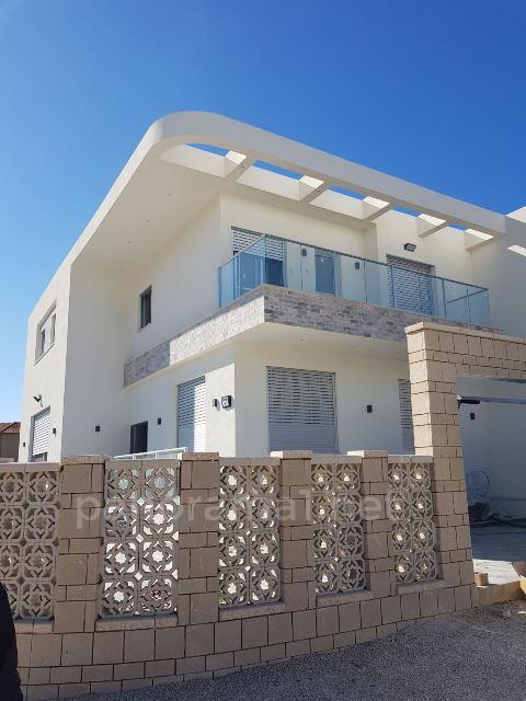 Villa 7 Rooms Ashkelon Barnea 233-IBL-1034