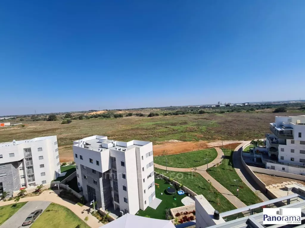 Penthouse 5 rooms Ashkelon Agamim 233-IBL-1200