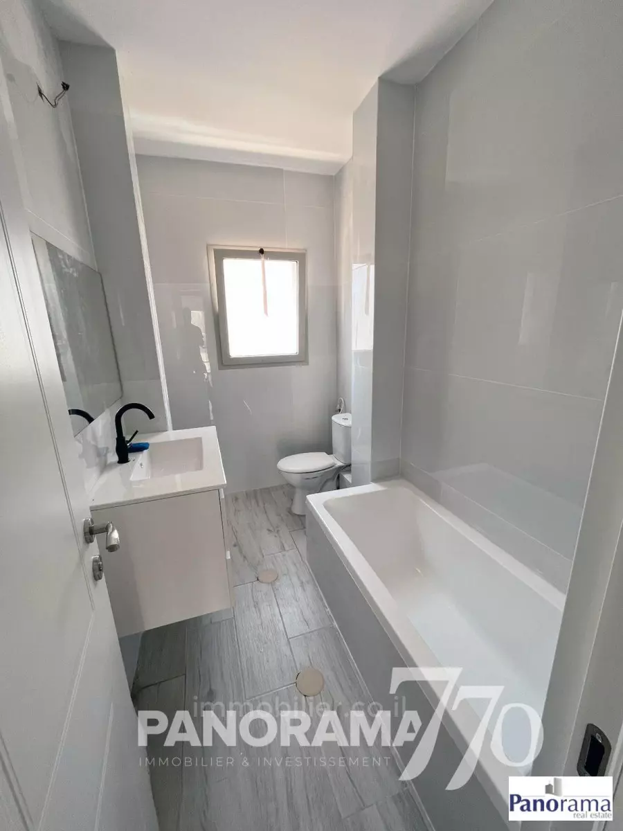 Penthouse 5 rooms Ashkelon Newe Adarim 233-IBL-1344