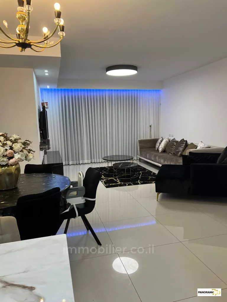 Apartment 4 rooms Ashkelon Agamim 233-IBL-1349