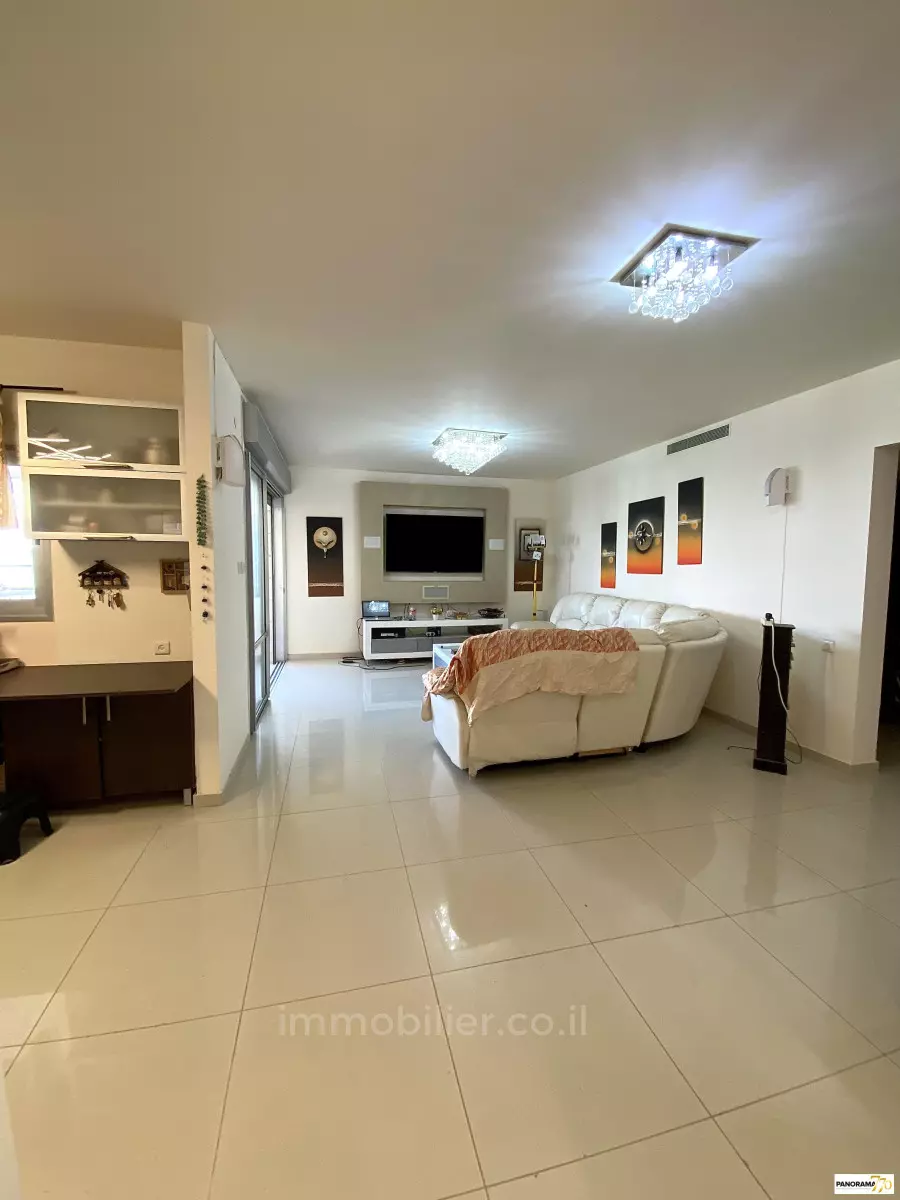 Apartment 5 rooms Ashkelon Afridar 233-IBL-1352