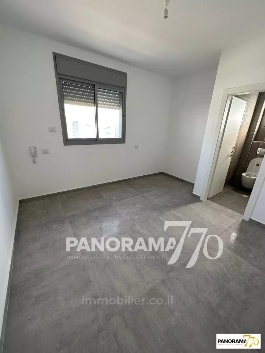 Apartment 4 rooms Ashkelon Agamim 233-IBL-1370