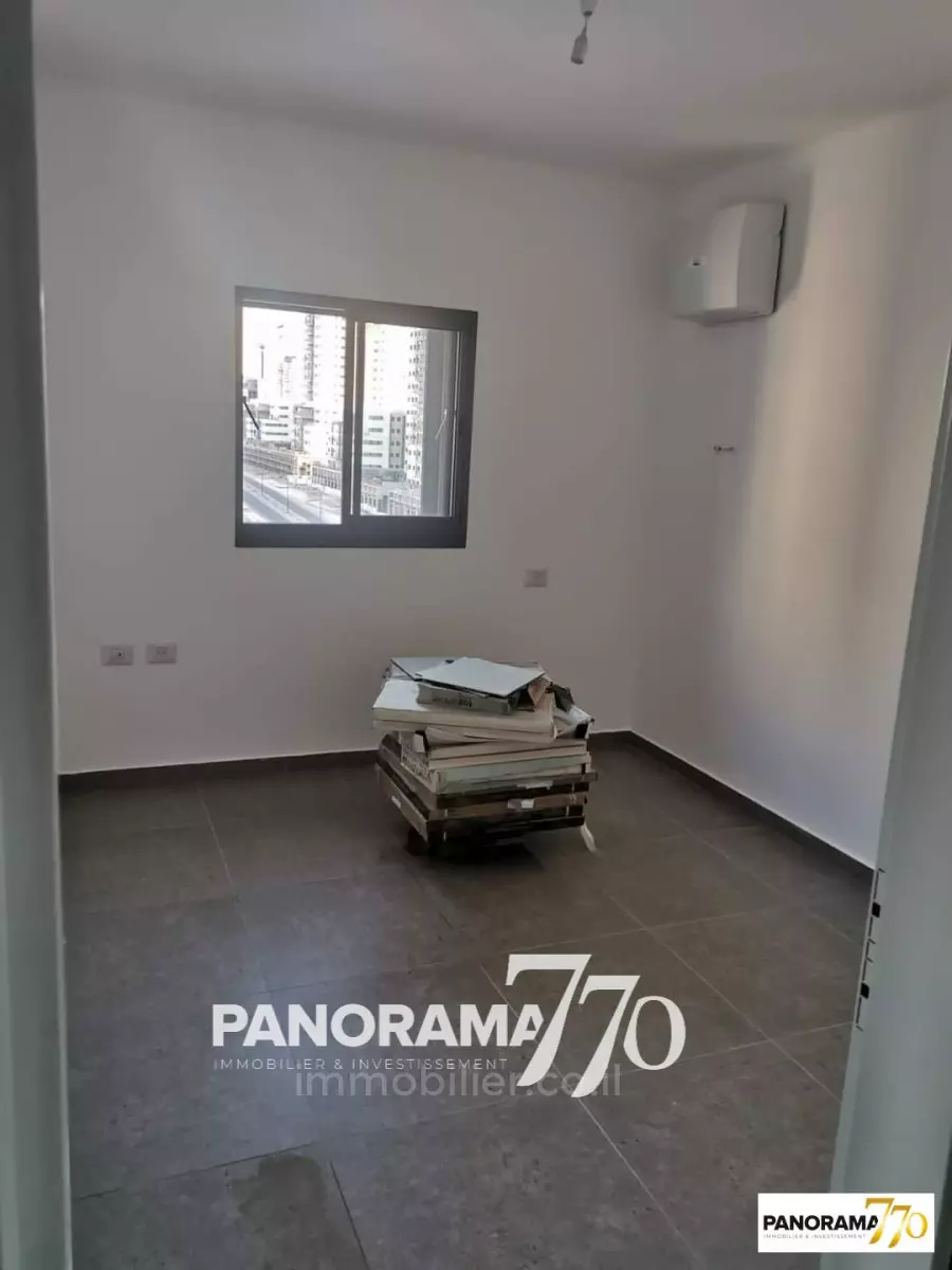 Apartment 5 rooms Kiryat gat Kiryat gat 233-IBL-1375